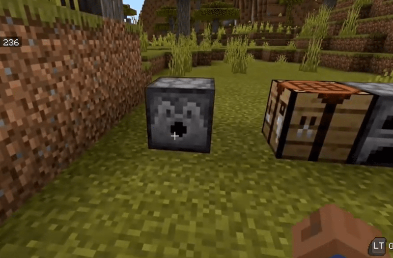 How to make a dispenser in Minecraft